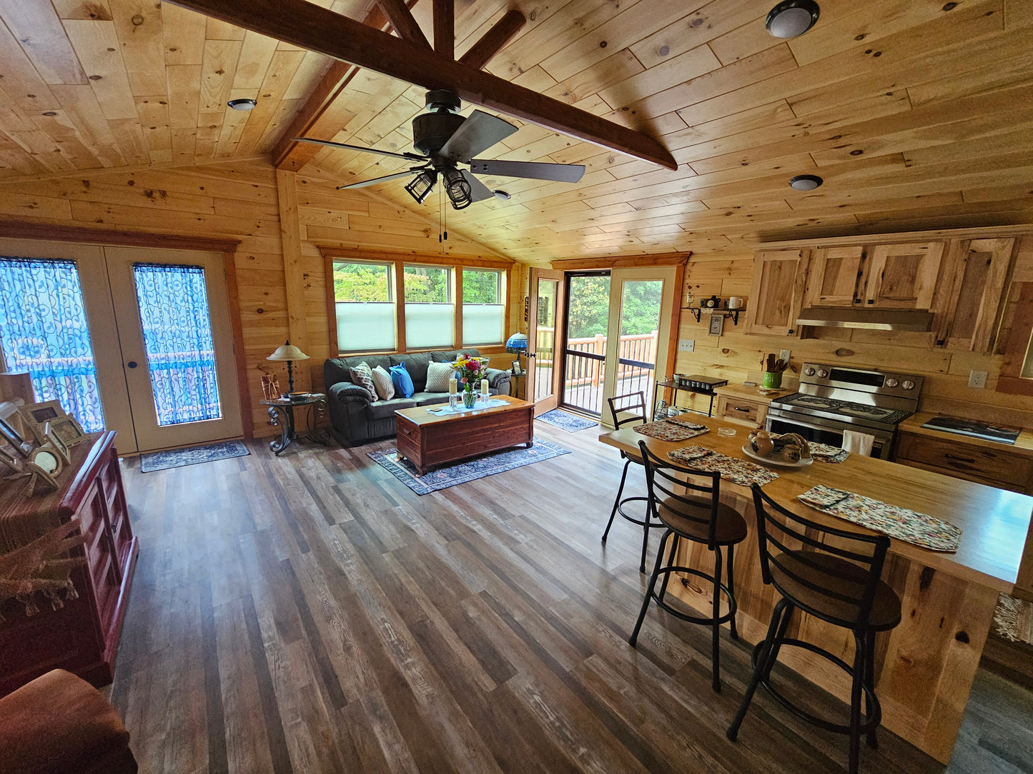 The Craftsman Cabin (2 bed 2 bath, 2 bed 1 bath or 1 bed 1 bath options)