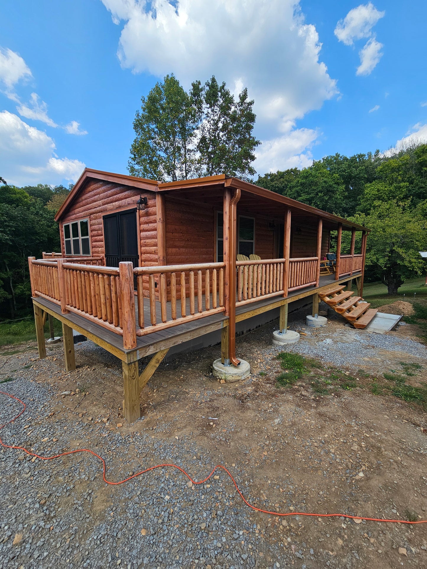 The Craftsman Cabin (2 bed 2 bath, 2 bed 1 bath or 1 bed 1 bath options)
