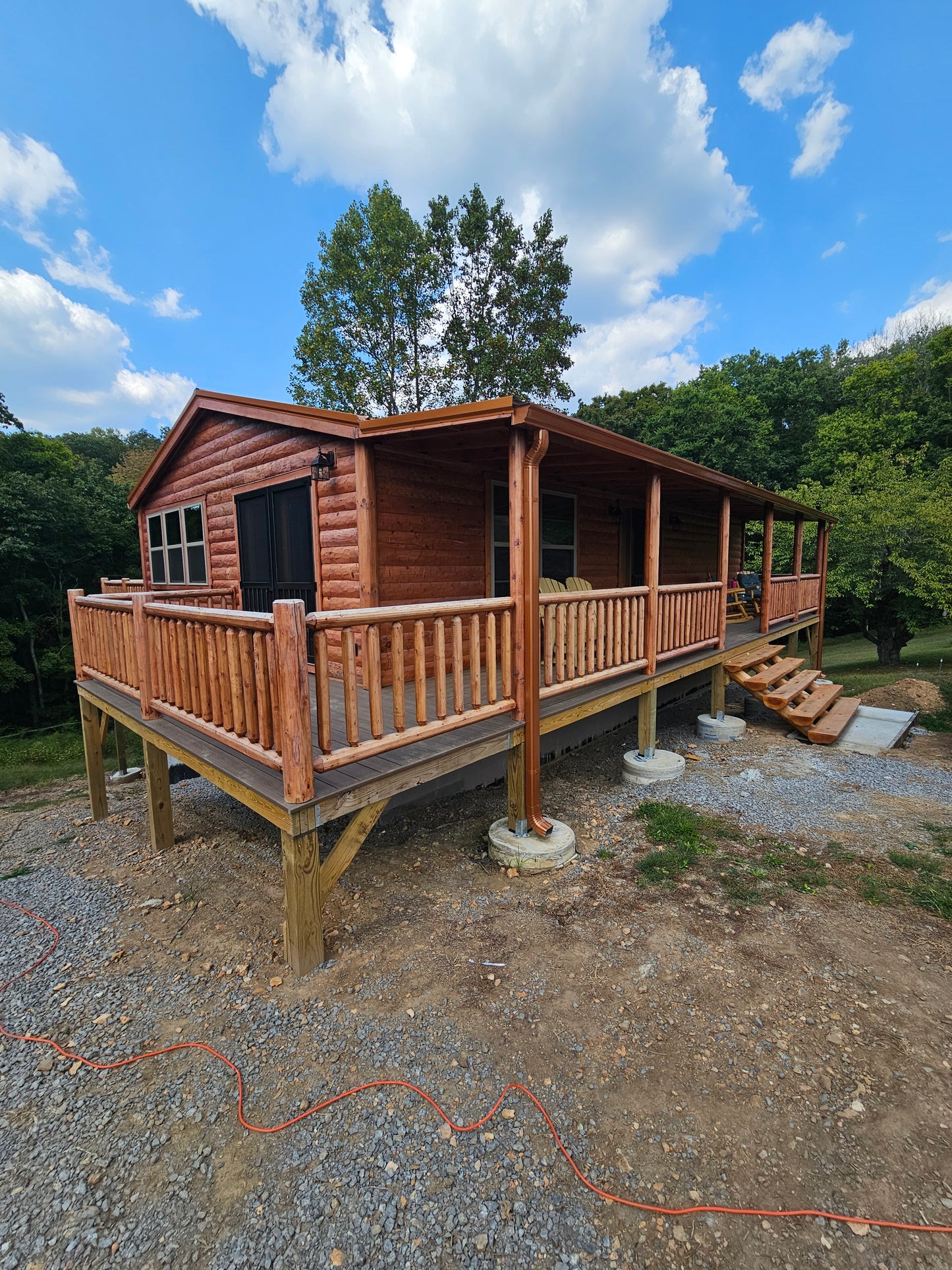 The Craftsman Cabin (2 bed 2 bath, 2 bed 1 bath or 1 bed 1 bath options)