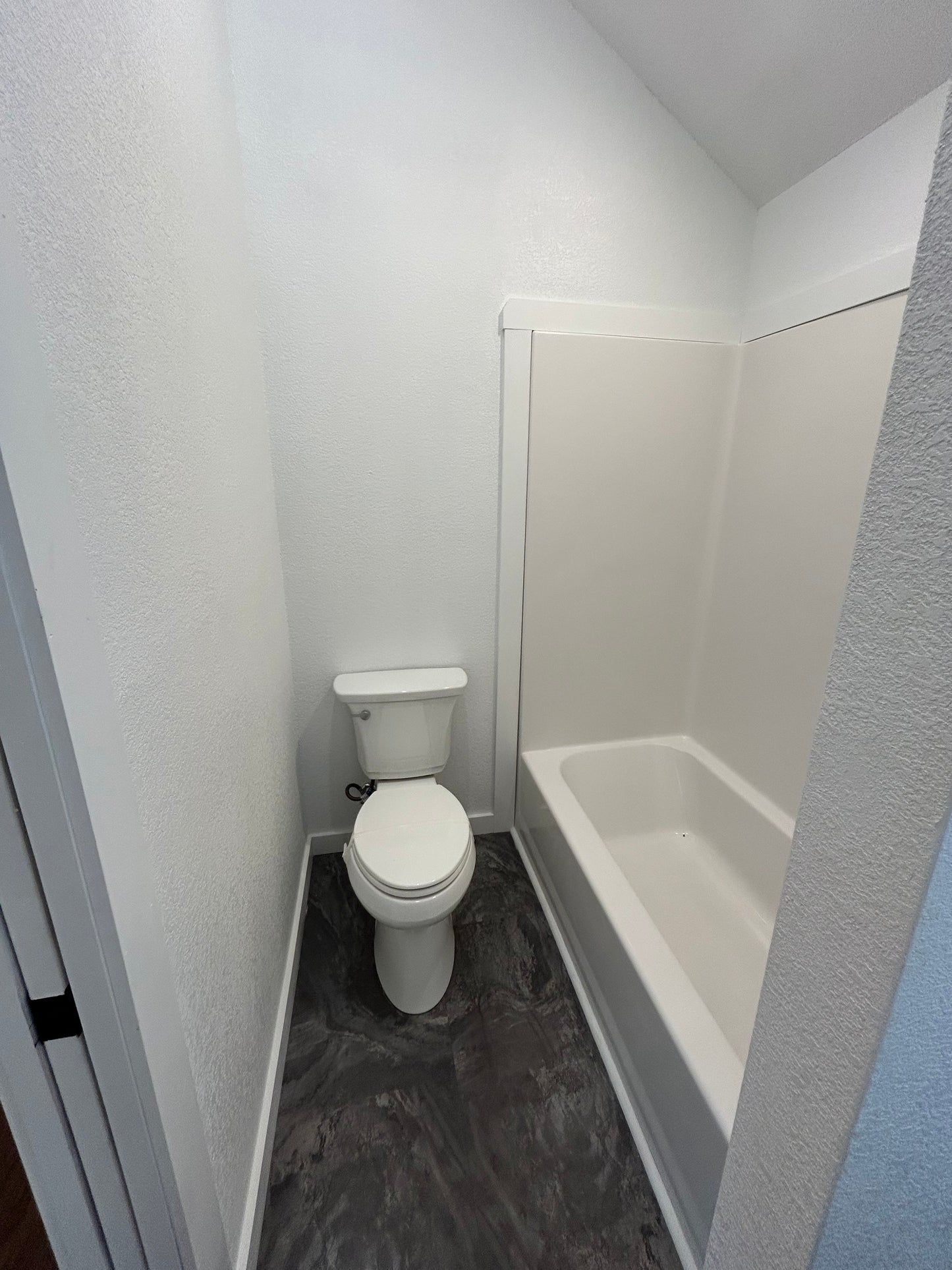 Modern RV Park Model Cottage (RVIA certified) (MASSACHUSETTS PRICING)