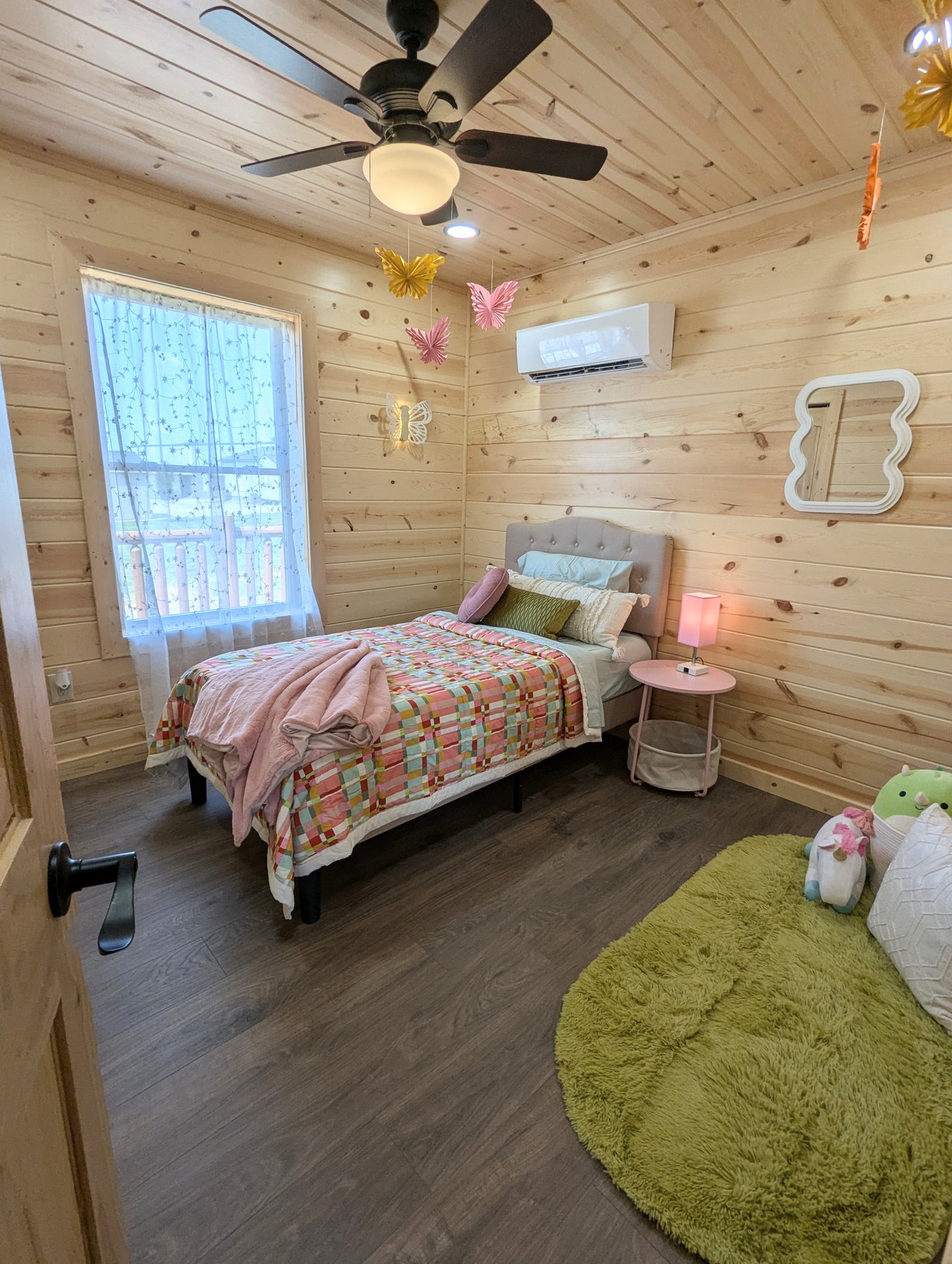The Gatlinburg Lodge Cabin - ( INDIANA PRICING )