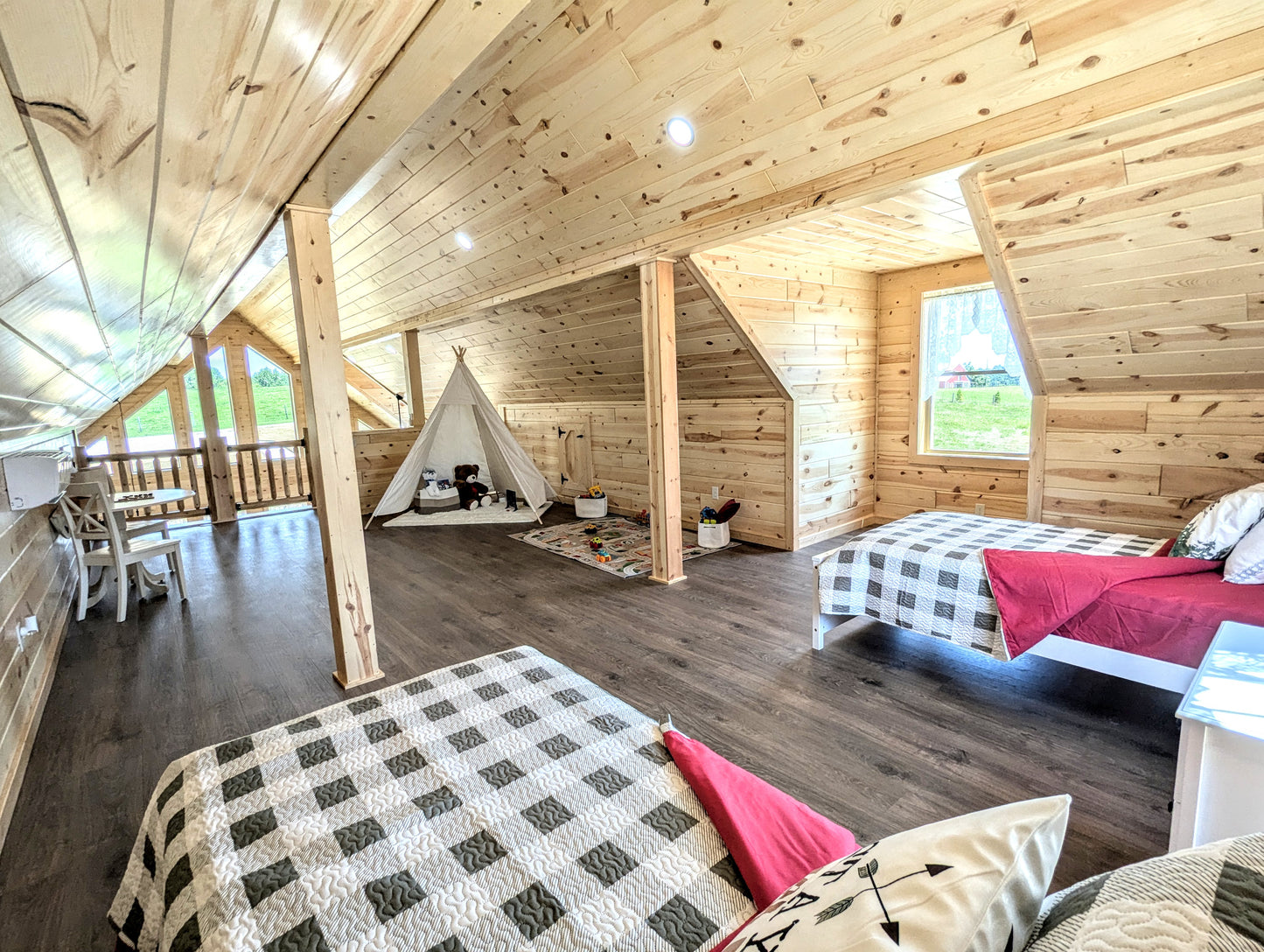 The Gatlinburg Lodge Cabin - ( INDIANA PRICING )
