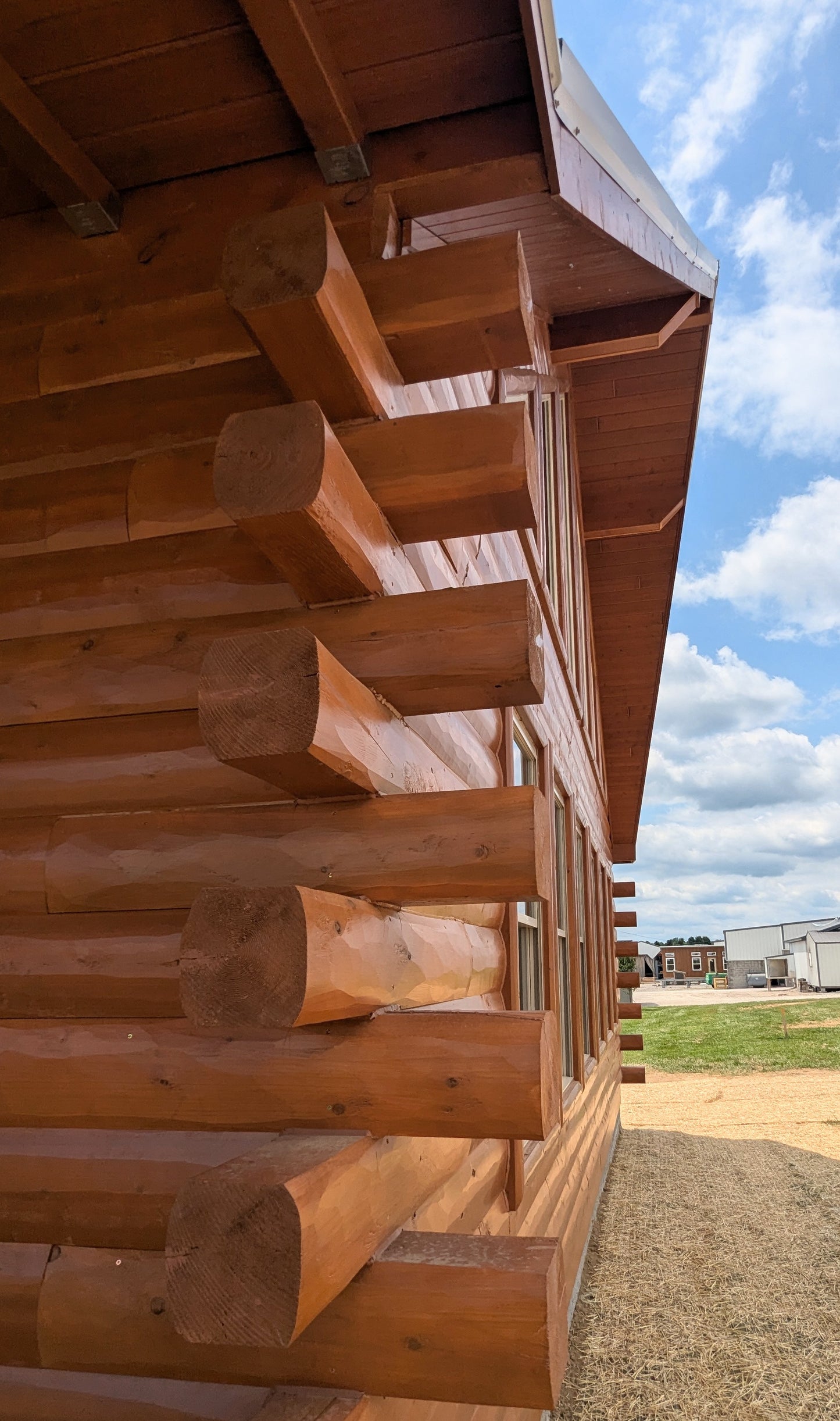 The Gatlinburg Lodge Cabin - ( INDIANA PRICING )