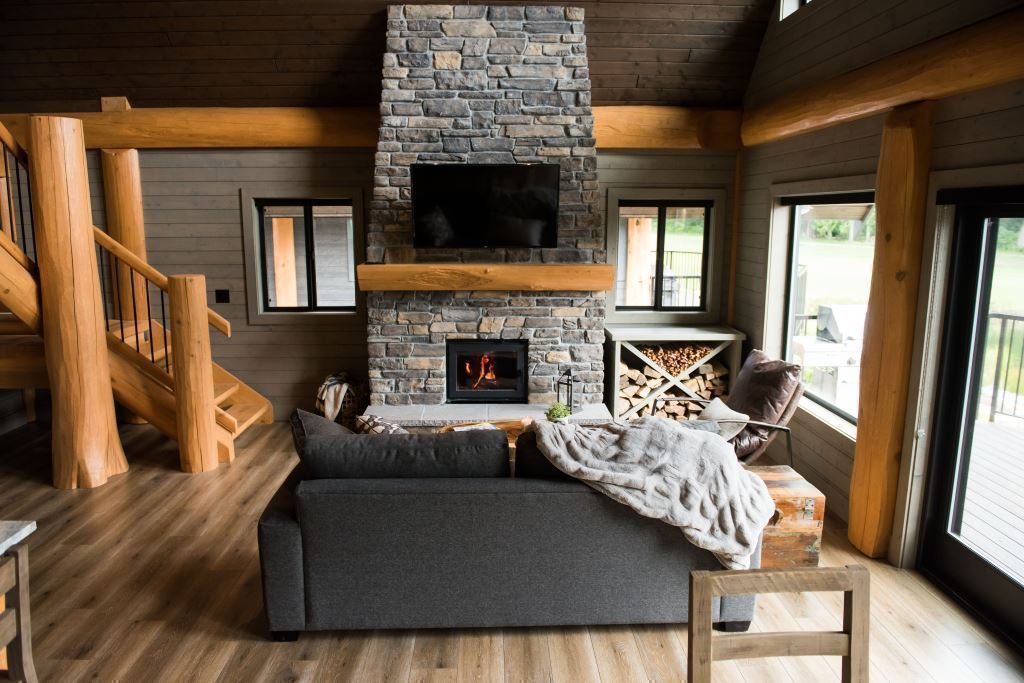 Moose Lodge Cabin Kit (2 sizes offered)