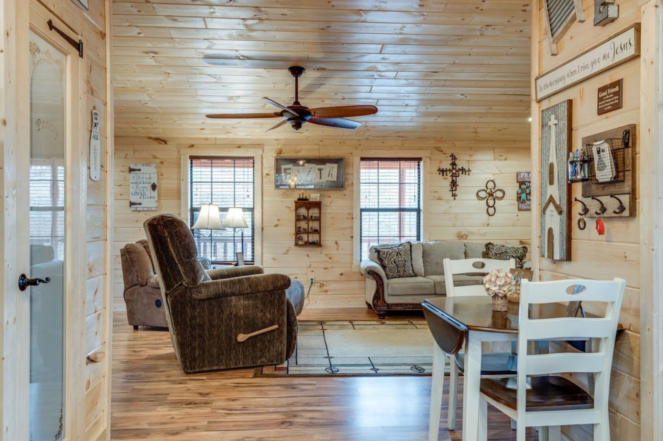 The Craftsman Cabin (2 bed 2 bath, 2 bed 1 bath or 1 bed 1 bath options)