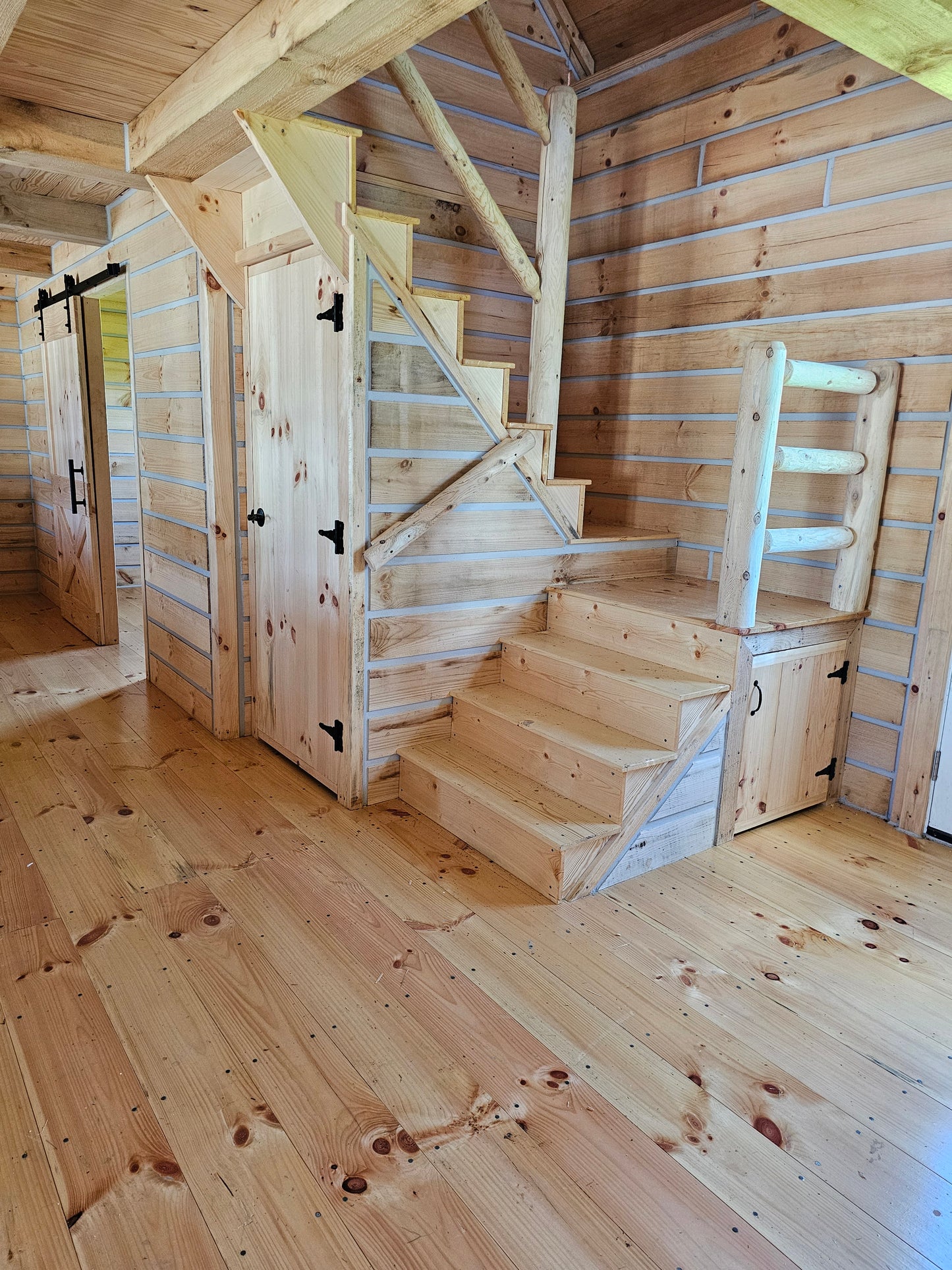 Big Bertha Rustic Cabin - Alabama Pricing (Shipping & Set up fees included in our pricing)