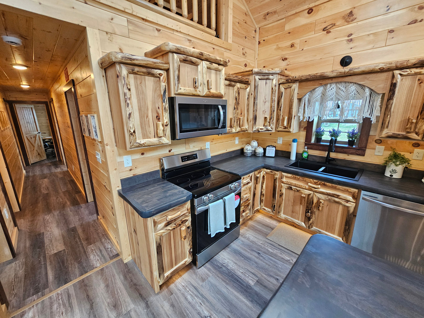 Amish Built Appalachian Cabin (Shipping and Set up based on the location of your state)
