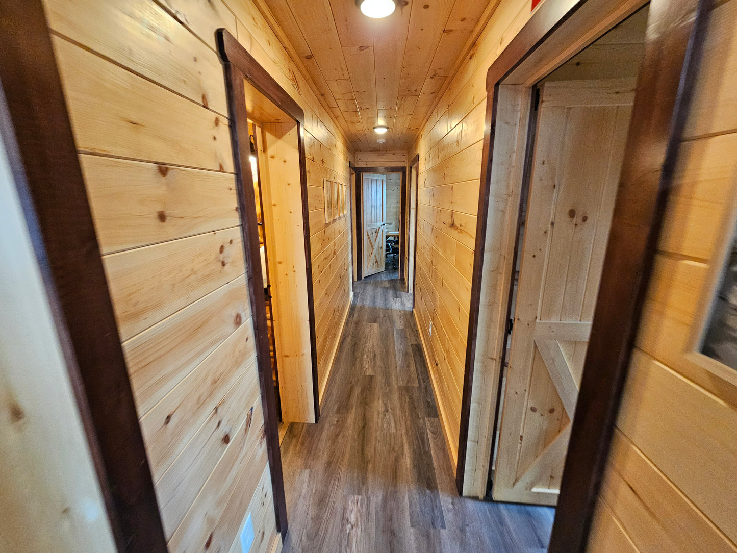 Amish Built Appalachian Cabin (Shipping and Set up based on the location of your state)