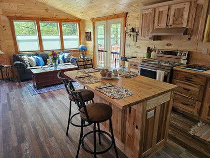 The Craftsman Cabin (2 bed 2 bath, 2 bed 1 bath or 1 bed 1 bath options)