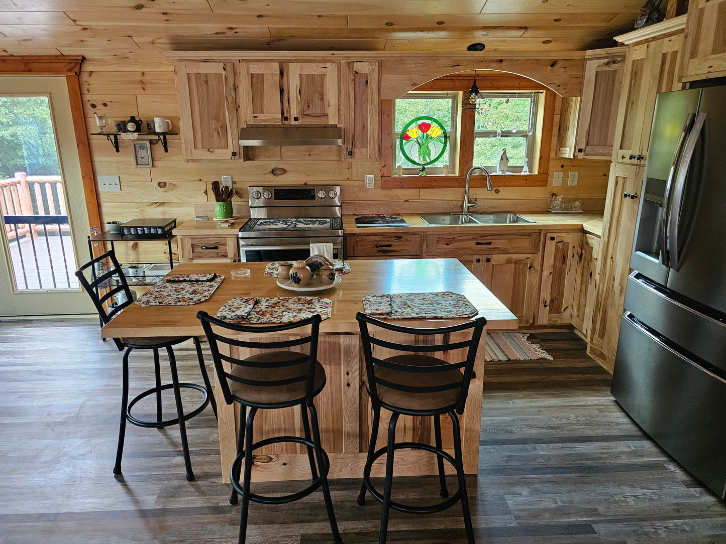 The Craftsman Cabin (2 bed 2 bath, 2 bed 1 bath or 1 bed 1 bath options)