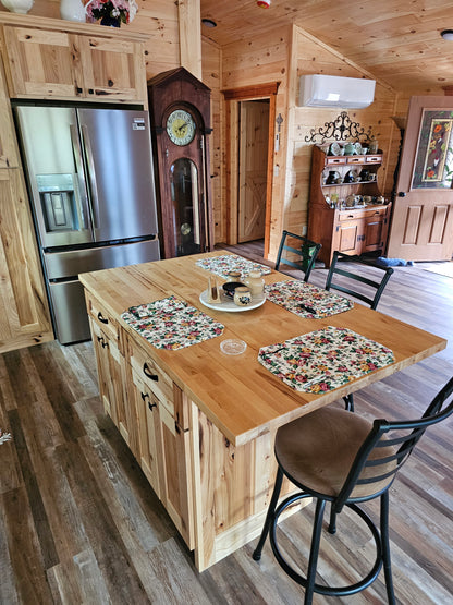 The Craftsman Cabin (2 bed 2 bath, 2 bed 1 bath or 1 bed 1 bath options)