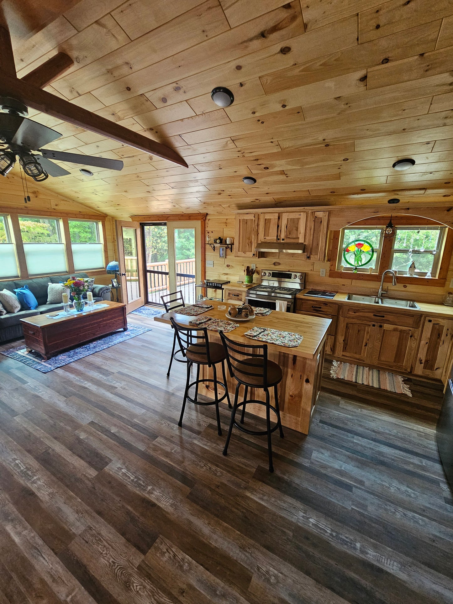 The Craftsman Cabin (2 bed 2 bath, 2 bed 1 bath or 1 bed 1 bath options)