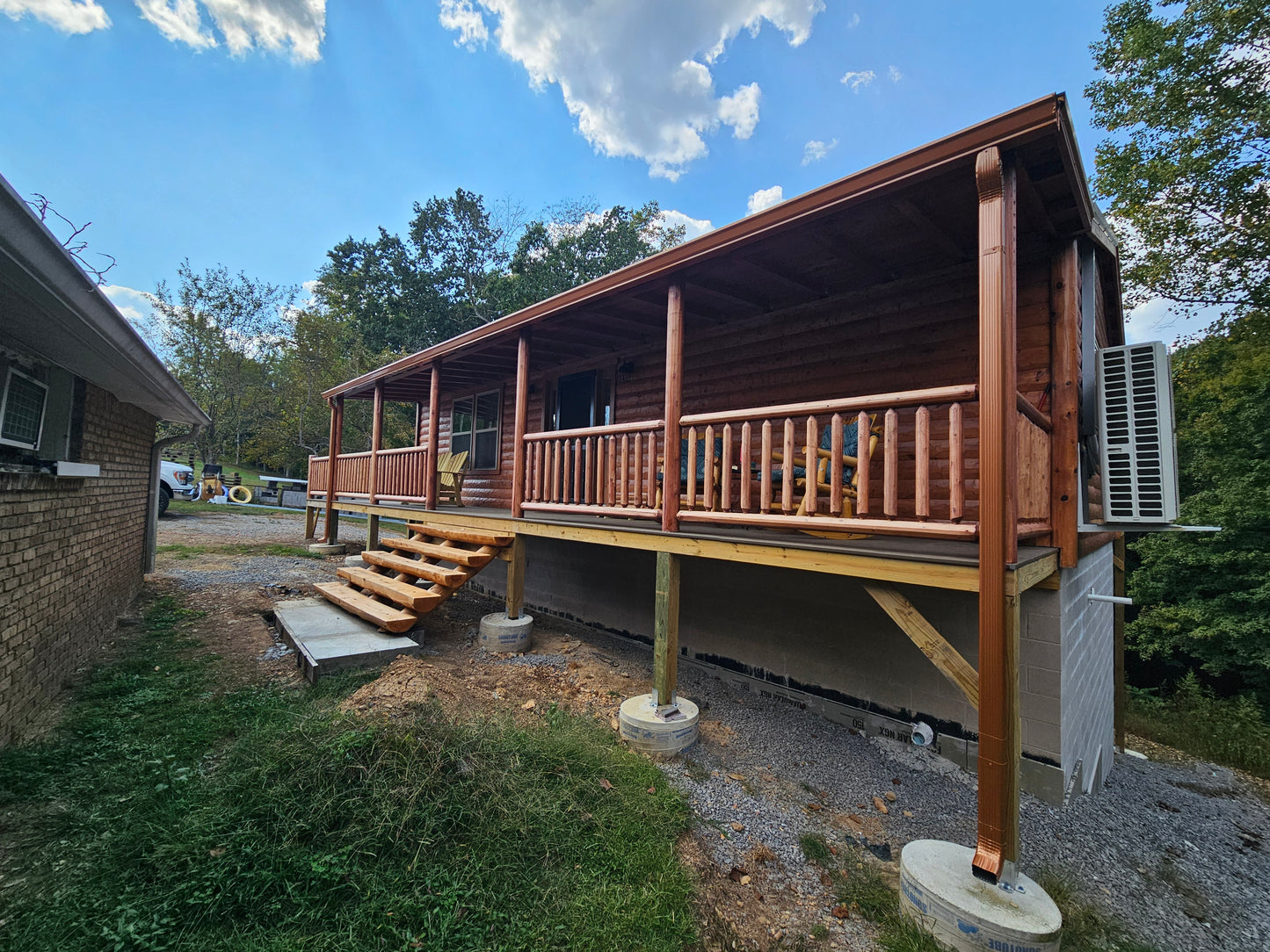 The Craftsman Cabin (2 bed 2 bath, 2 bed 1 bath or 1 bed 1 bath options)