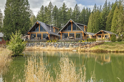 Moose Lodge Cabin Kit (2 sizes offered)