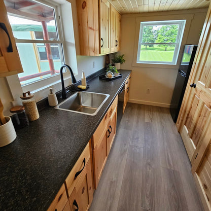 MODERN BIG BERTHA 3.0 (3 BED 2 BATH)