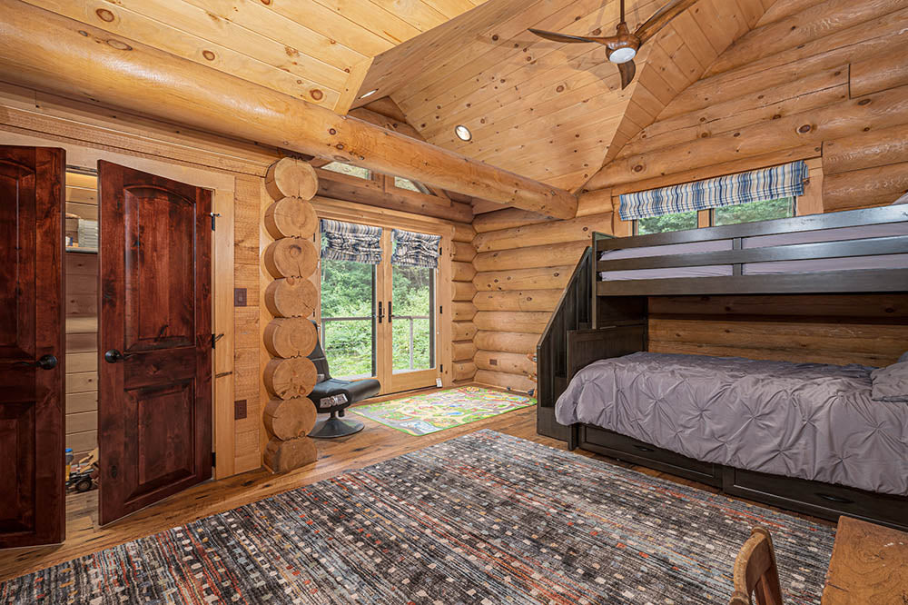 The Berkley Cabin – Luxury Log Home Kit