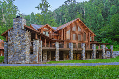 The Berkley Cabin – Luxury Log Home Kit