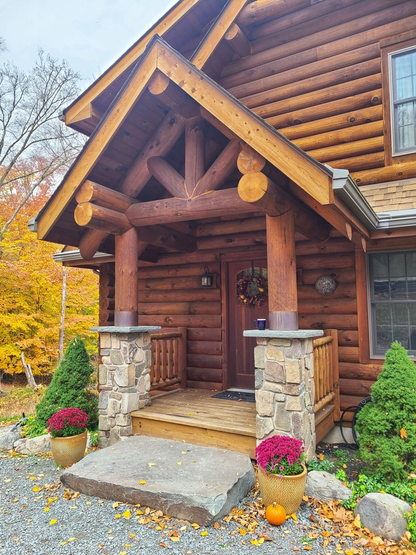 The Cameroon Cabin – Luxury Log Home Kit