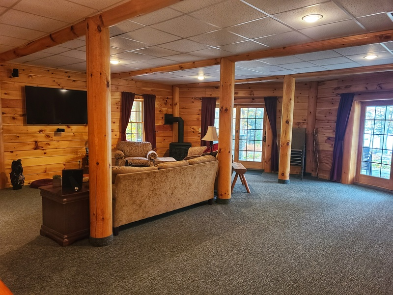The Cameroon Cabin – Luxury Log Home Kit