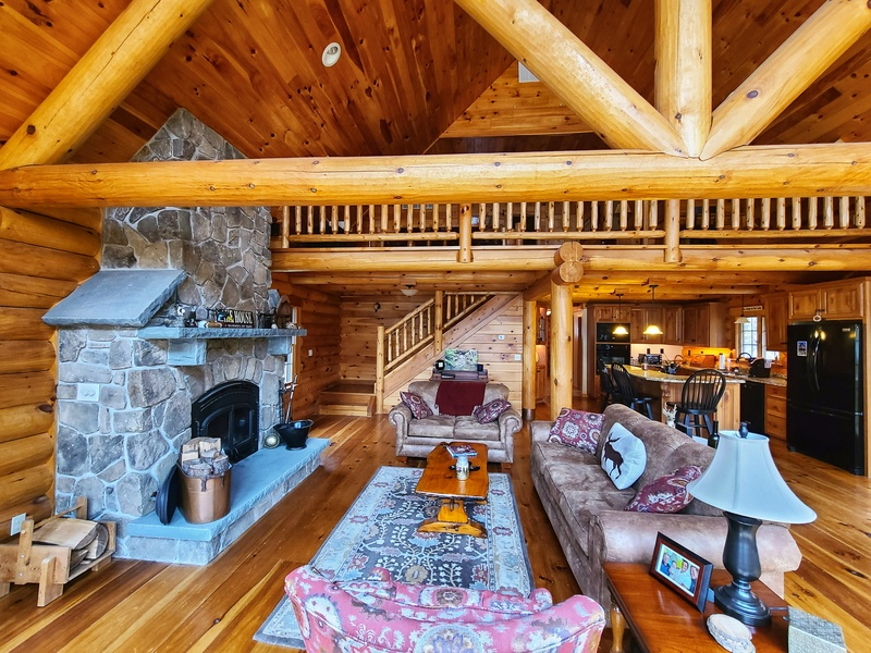 The Cameroon Cabin – Luxury Log Home Kit