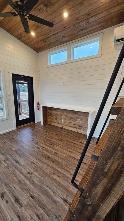 The Driftwood Loft – Modern Park Model with Loft & Bunk Room