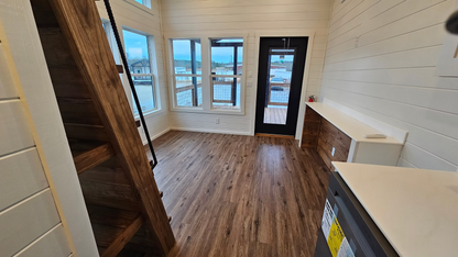 The Driftwood Loft – Modern Park Model with Loft & Bunk Room