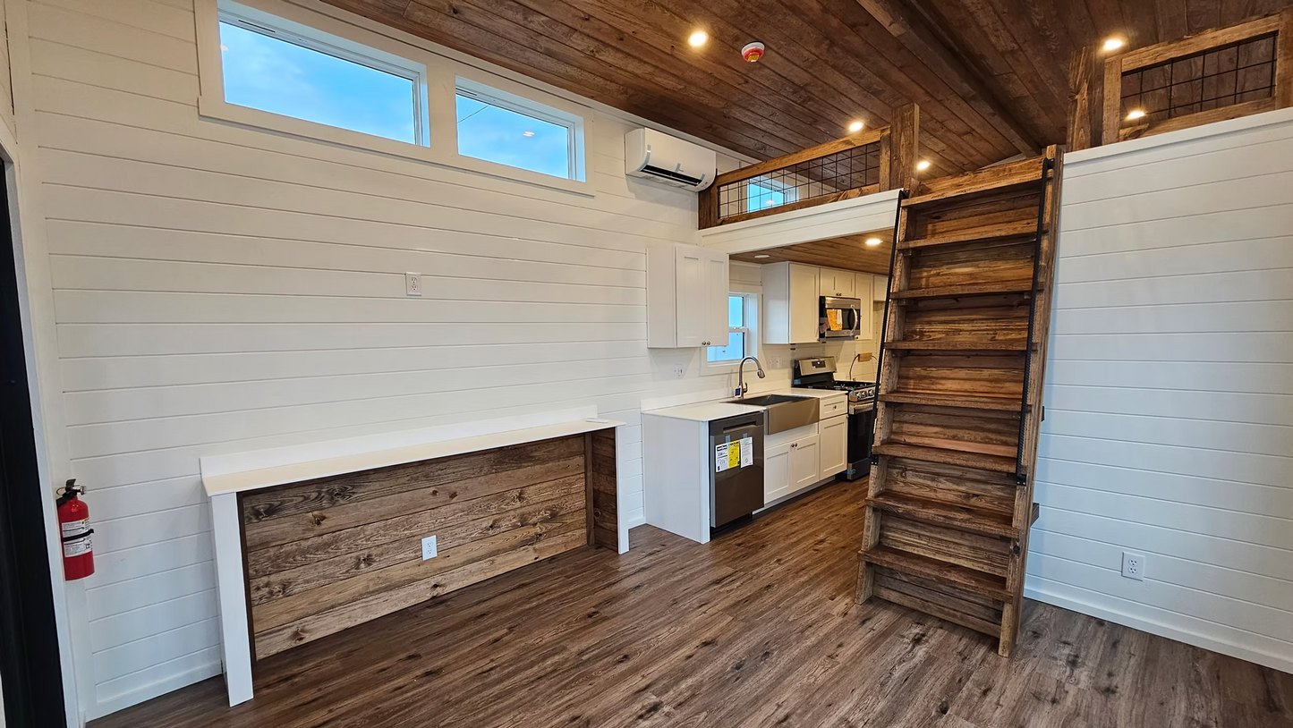 The Driftwood Loft – Modern Park Model with Loft & Bunk Room