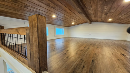 The Driftwood Loft – Modern Park Model with Loft & Bunk Room