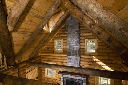 The Dreamy Fields Cabin – Luxury Log Home Kit