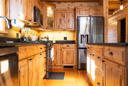 The Mountain Nest Cabin – Luxury Log Home Kit *