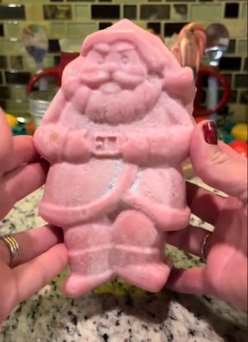GIANT SANTA CLAUS CASH WAX MELT (WORLDS LARGEST!)