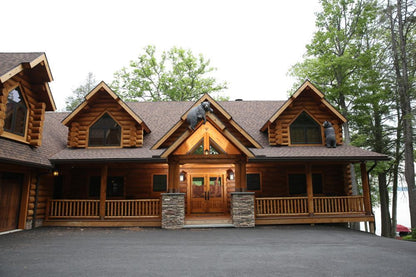 The Sparrow Cabin – Luxury Log Home Kit