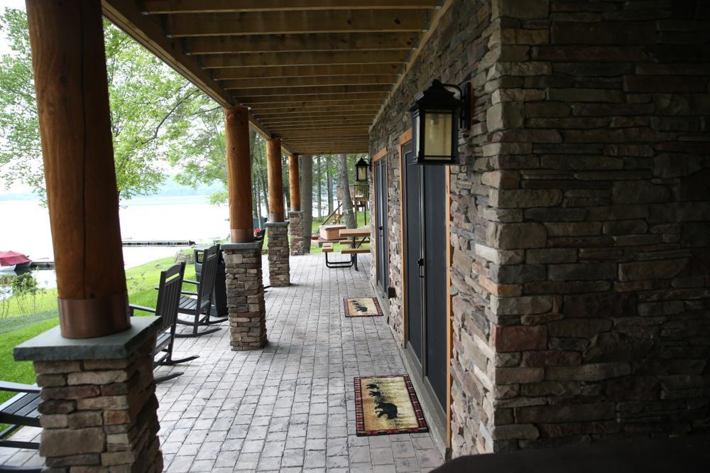 The Sparrow Cabin – Luxury Log Home Kit