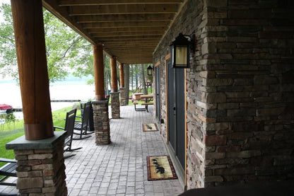 The Sparrow Cabin – Luxury Log Home Kit