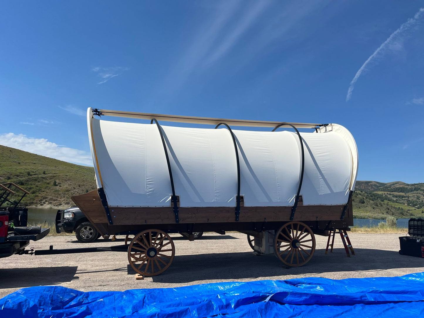 Amish Built Cabin Wagon - Inspired by Oregon Trail