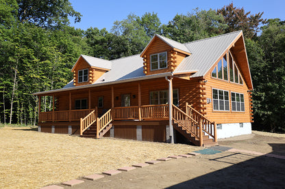 The Yellowstone Cabin (NEW MODEL)